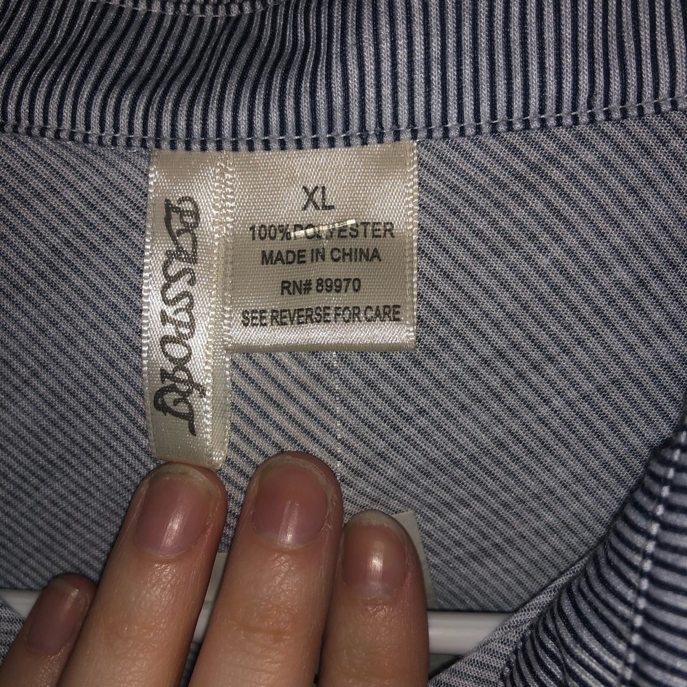 NWT High low button down - Picture 3 of 5